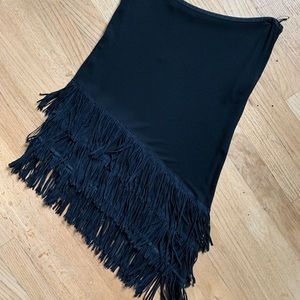 Angled flapper fringe skirt